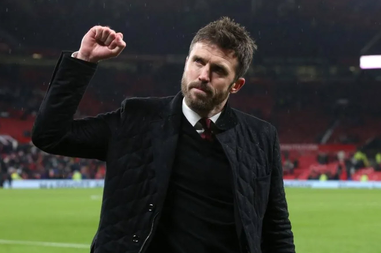 Michael Carrick cùng nhãn quan chiến thuật thần sầu